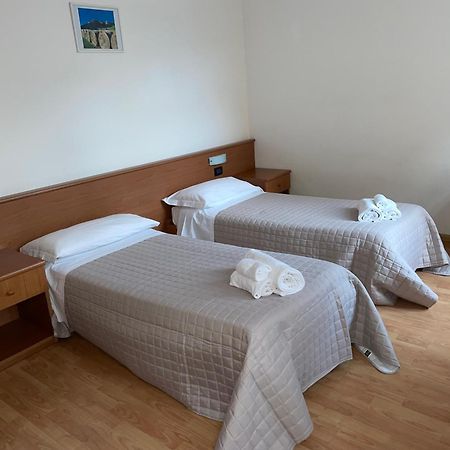 Hotel Vittoria Roncegno Экстерьер фото