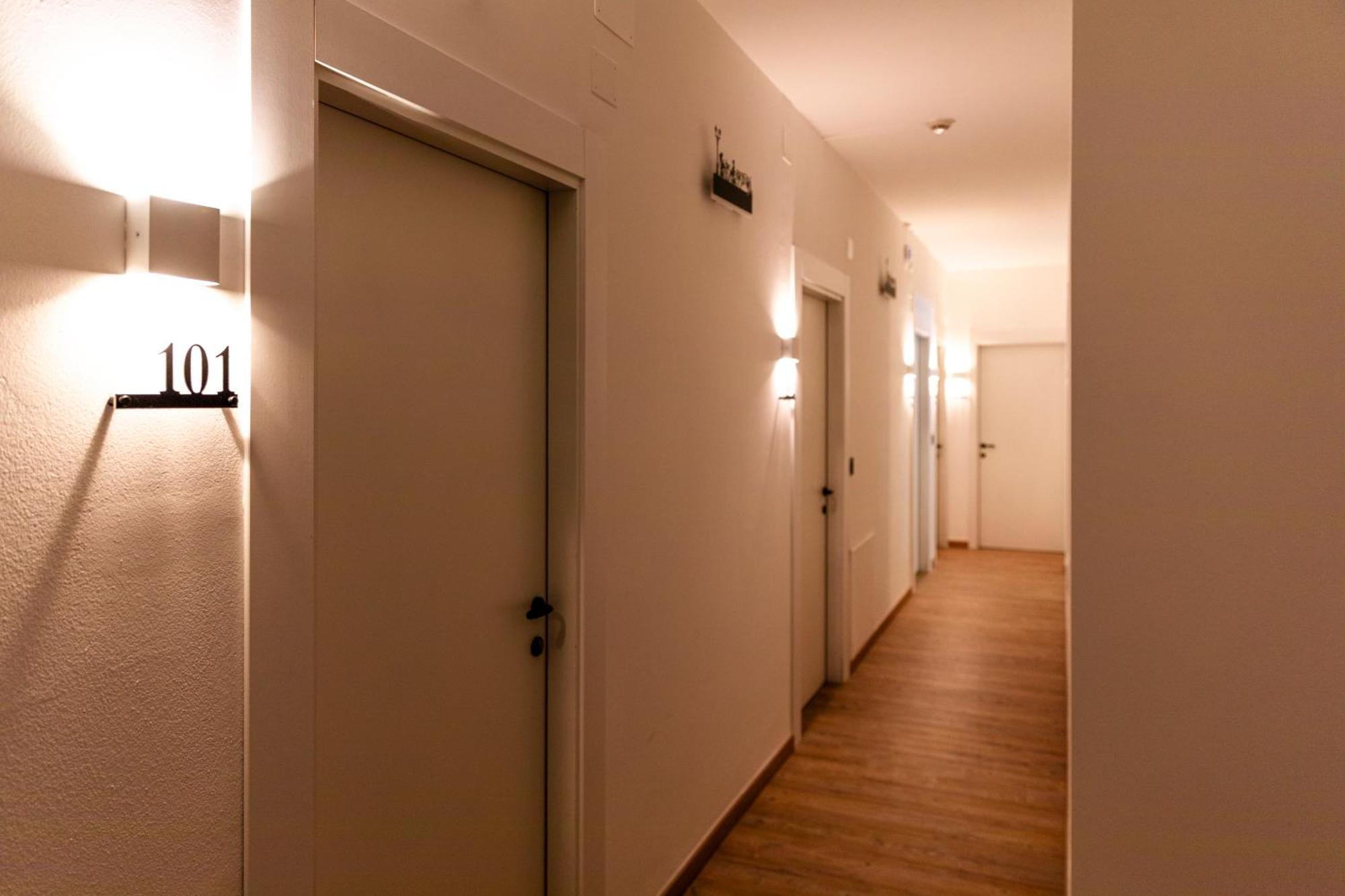 Hotel Vittoria Roncegno Экстерьер фото