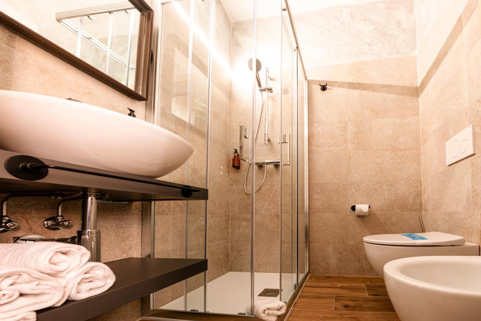 Hotel Vittoria Roncegno Экстерьер фото