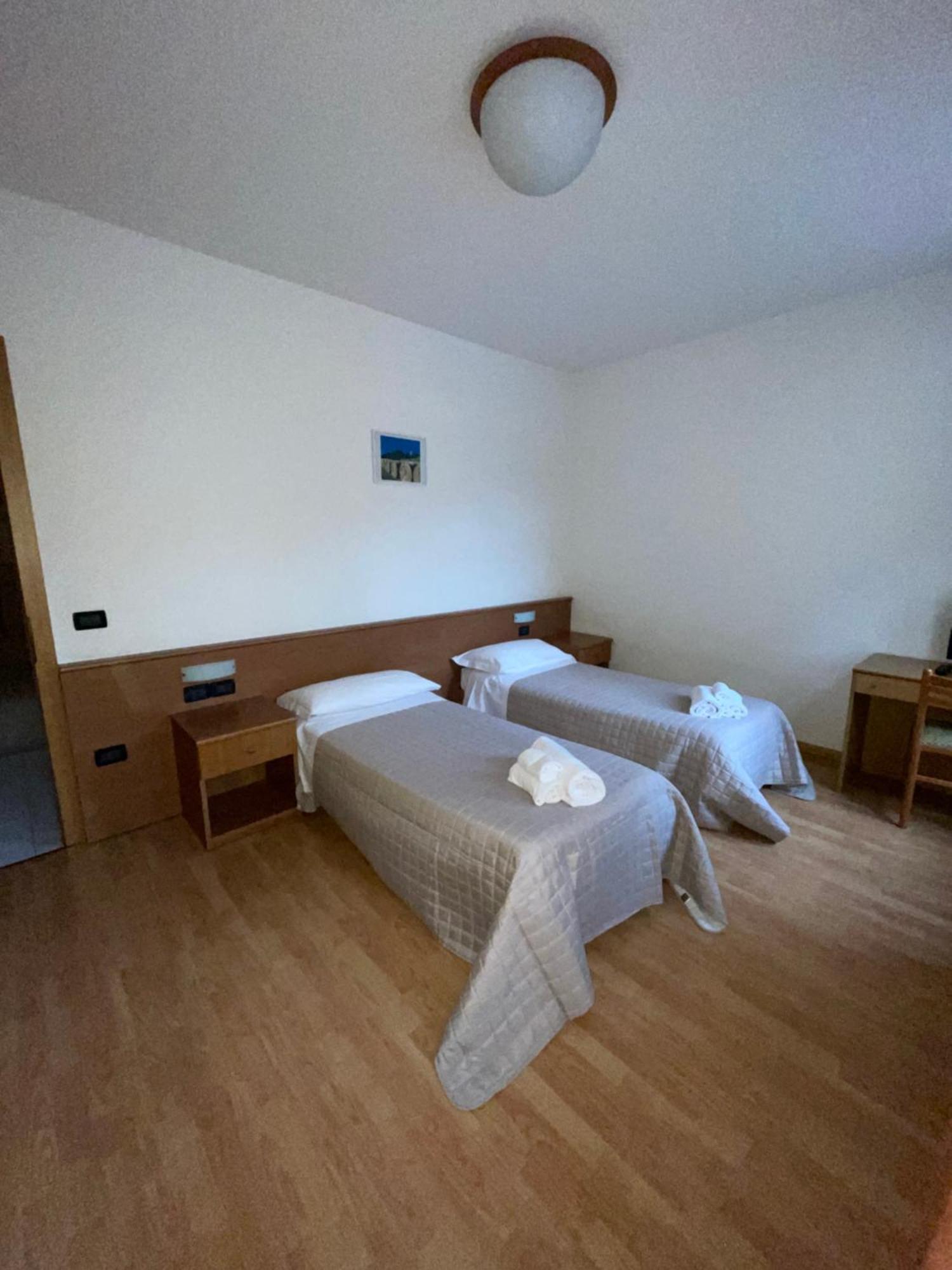 Hotel Vittoria Roncegno Экстерьер фото